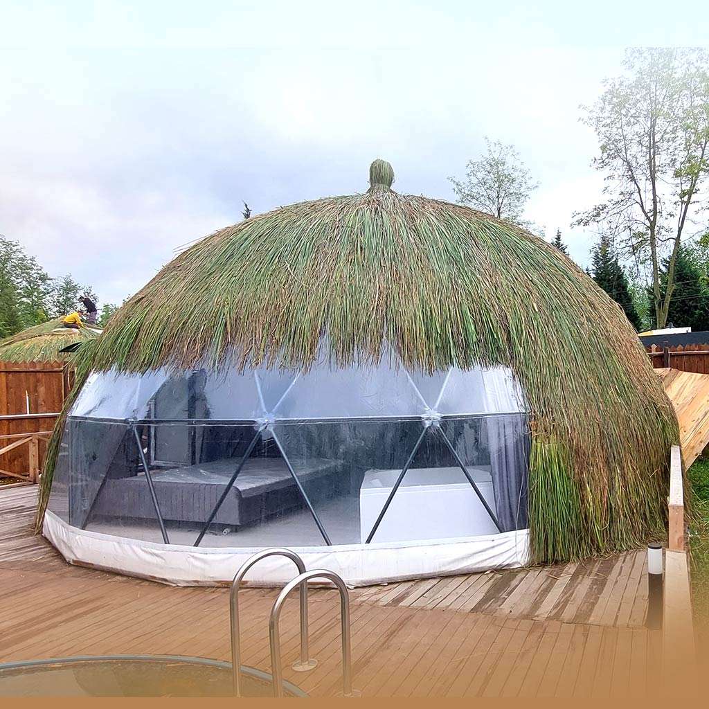 Saz Çatı ve Hasır Gölgeliklerle Mekanlarınıza Doğallık Katın